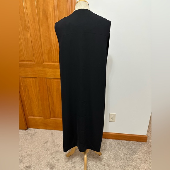 Duster - Picture 5 of 7